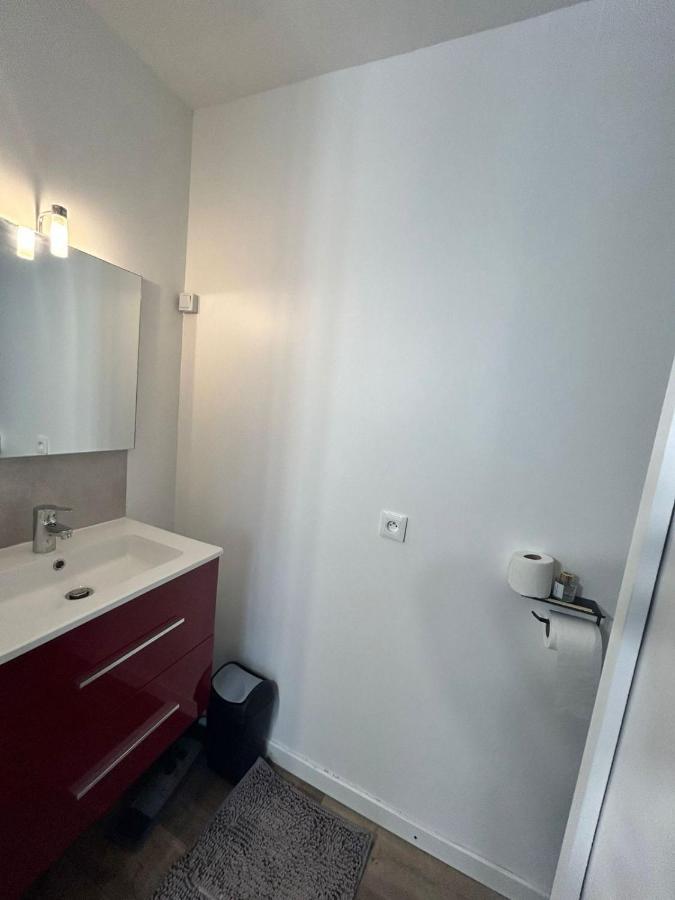 Appt 2 A Deux Pas De La Gare D'Amiens Apartment Exterior photo